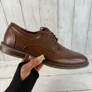 Hugo Vitelli Mens Brown Dress Shoes Size 11D  Faux Leather Oxford